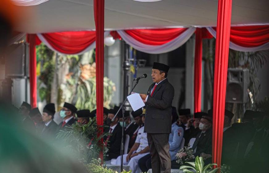 Wali Kota Bandung, Yana Mulyana ketika memberikan pemaparannya di Balai Kota Bandung.
