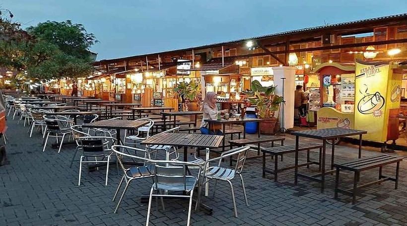 Rekomendasi Tempat Bukber di Bandung Murah Paskal Food Market