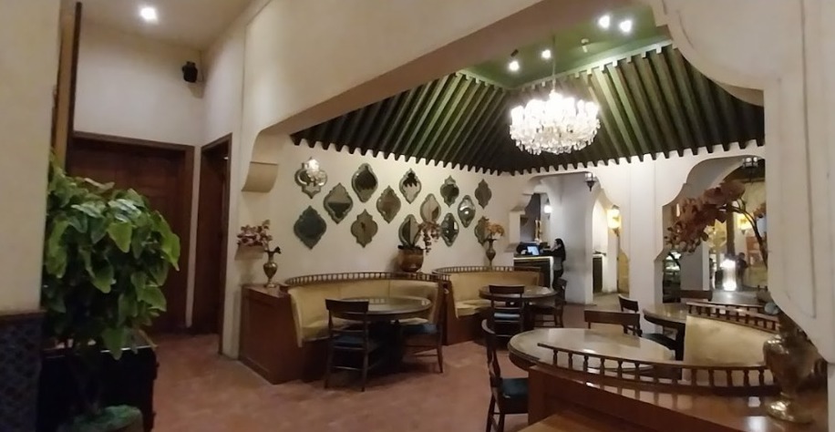 Al Jazeerah Signature Middle East Restaurant And Café (sumber: Google Maps User raffa raihan)