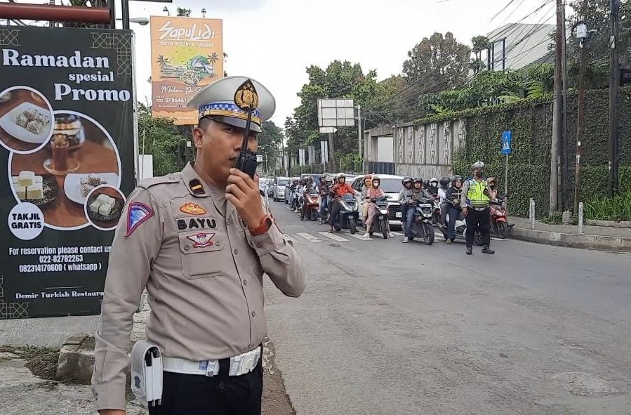 dalam rangka libur hari raya nyepi 2023 dan memasuki bulan suci Ramadan 2023 arus lalu lintas di Kawasan Lembang terjadi peningkatan.