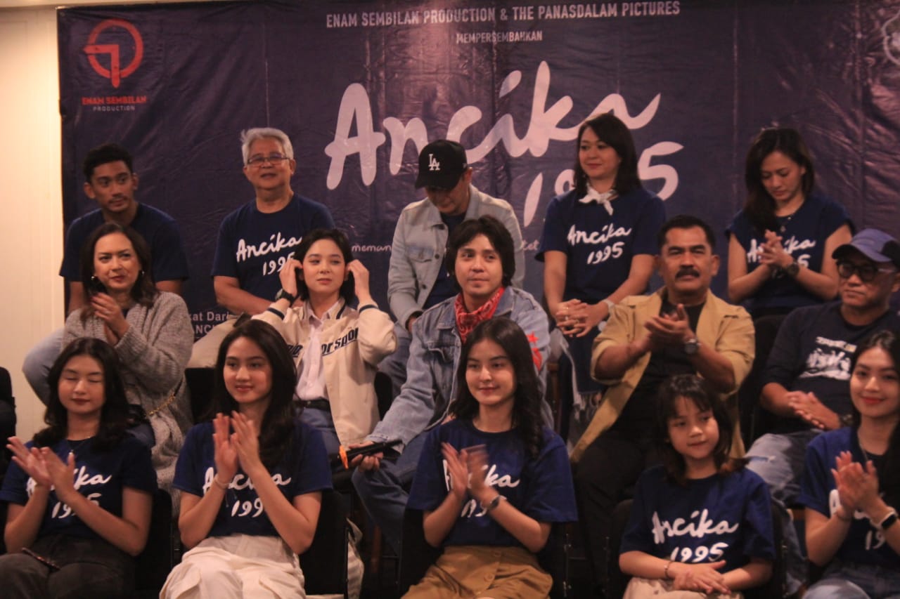 Film Ancika 1995 yang diambil dari novel karya Pidi Baiq Dilan Series bakal mulai diproduksi, Senin 3 April 2023 besok. (HENDRIK MUCHLISON/JABAR EKSPRES)