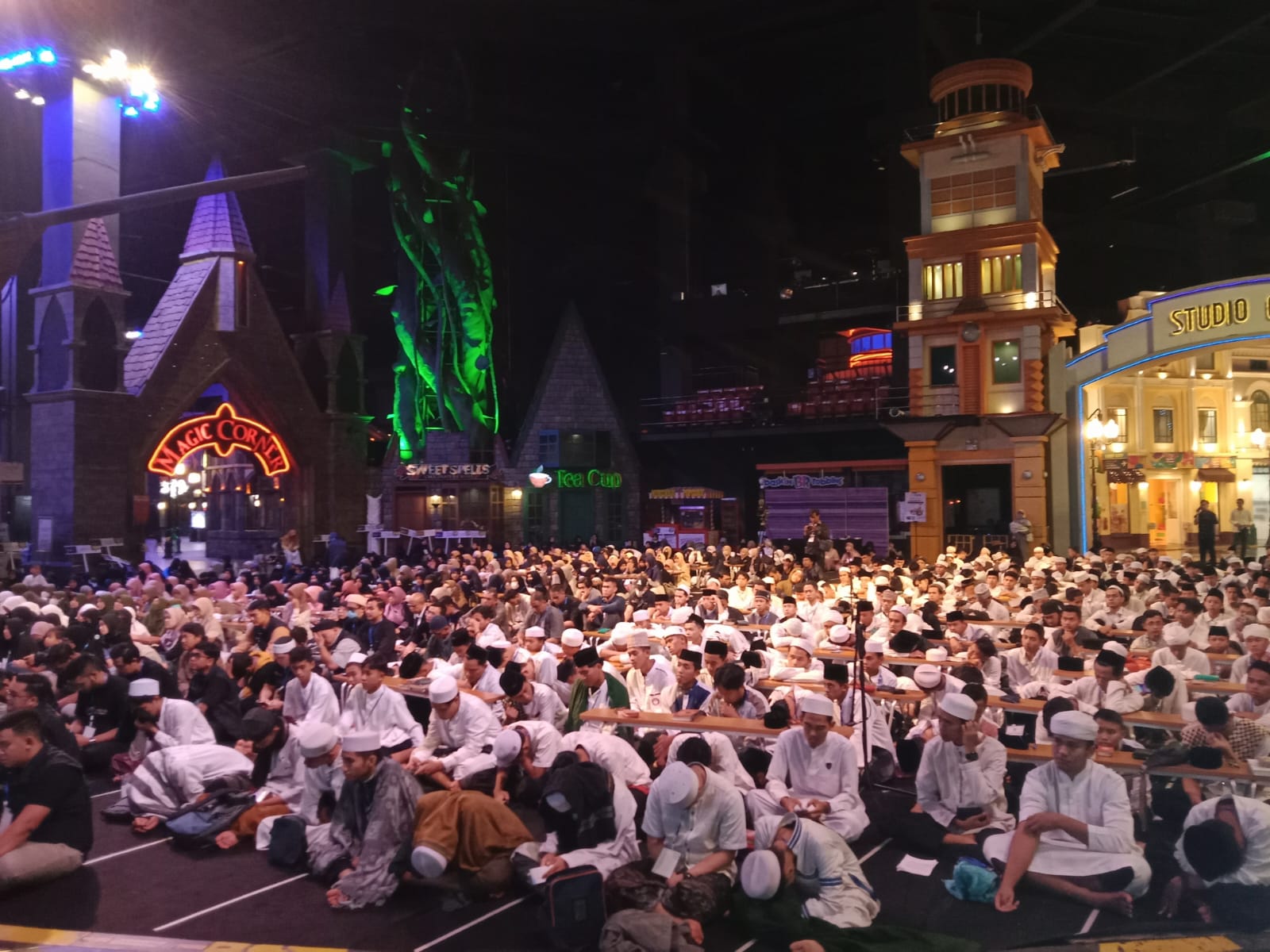 Dok. Ratusan Penghafal Al Quran Meriahkan Funday 500 Santri Huffadz di Bandung.