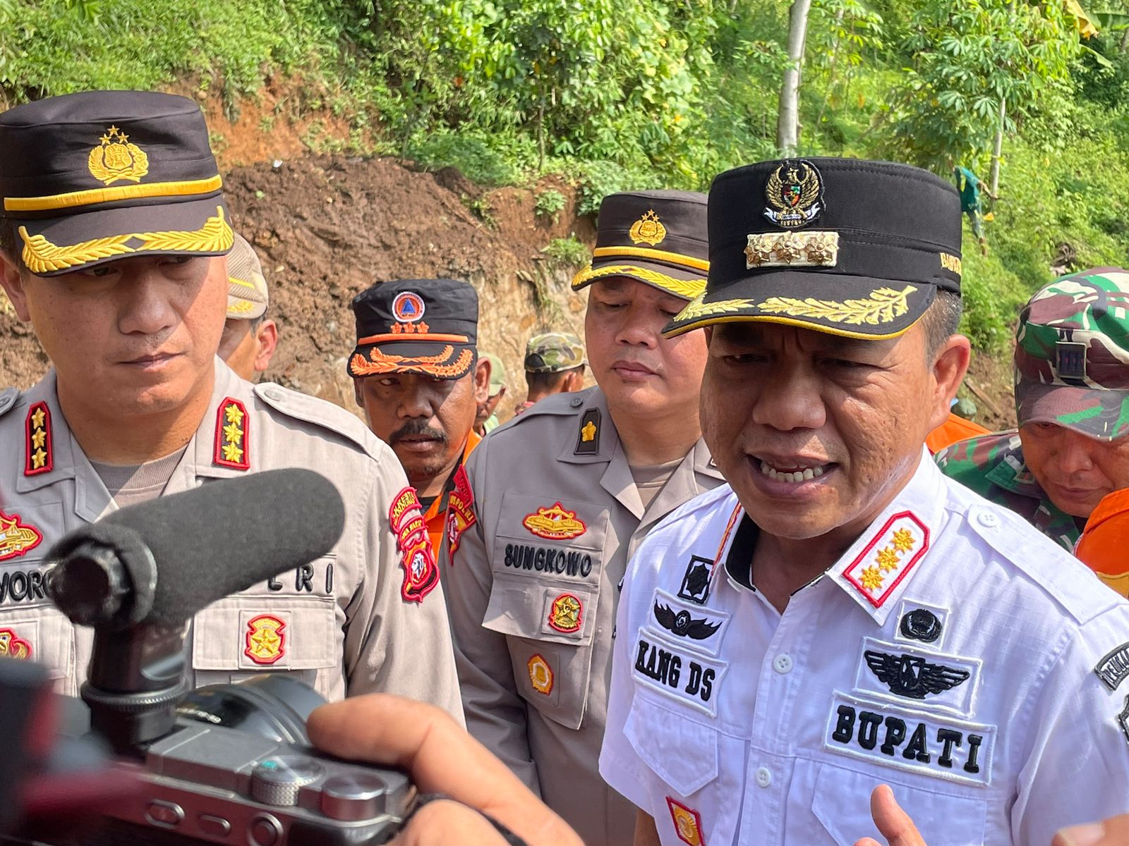 Bupati Bandung Sebut Sejumlah Wilayah di Kabupaten Bandung Alami Bencana Alam. Foto Agi Jabarekspres