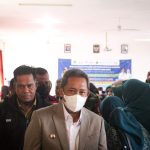 Wali Kota Bandung, Yana Mulyana saat menghadiri sub PIN Polio hari kedua, di PG-TK Slamet Riyadi Kota Bandung (Sadam Husen/Jabar Ekspres)
