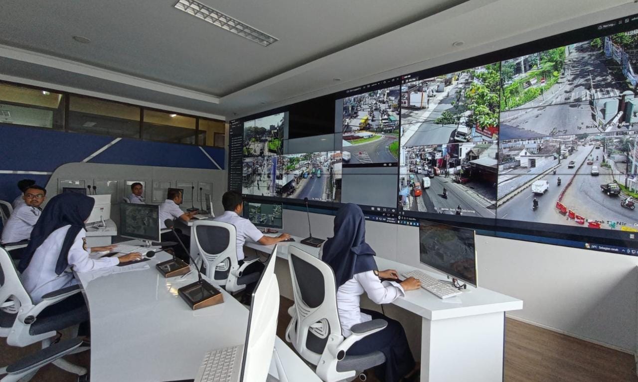 Dishub KBB siapkan sebanyak 129 kamera CCTV untuk memantau pergerakan pemudik Idul Fitri atau Lebaran 2023.