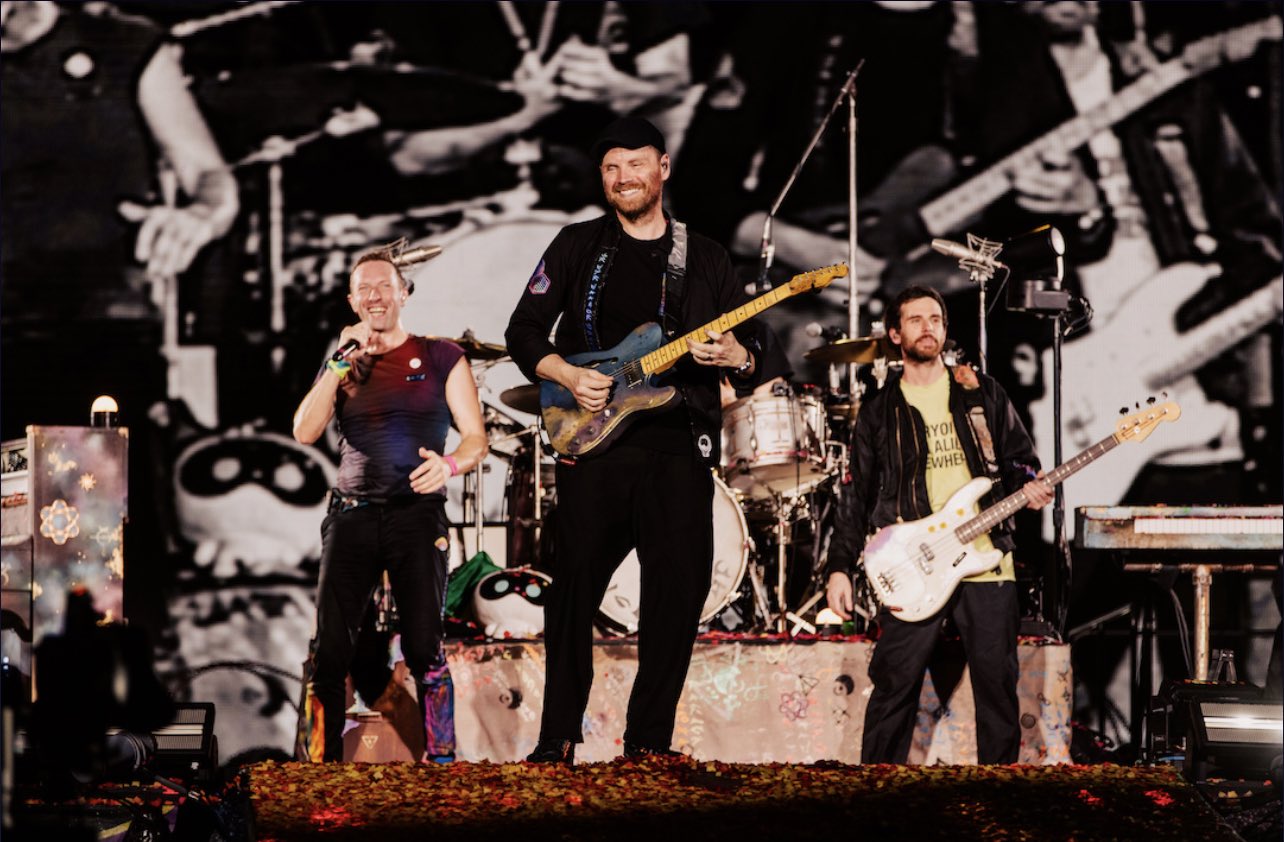 Heboh Coldplay Akan Konser di Jakarta, Ini Dia Perkiraan Harga Tiketnya!
