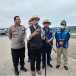 Gubernur Jawa Barat Ridwan Kamil memastikan Jalan Tol Cisumdawu sudah bisa dipakai arus Mudik Lebaran 2023. Jabar Ekspres.