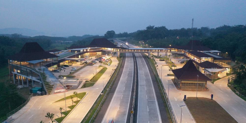 Sky Bridge di Rest Area KM 456 Semarang-Solo