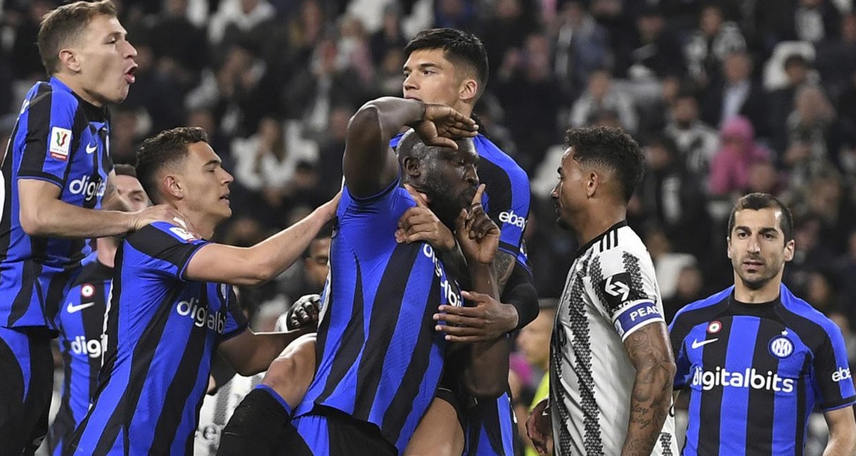 SALING SERANG: Juventus vs Inter Milan berimbang 1-1 pada leg pertama semifinal Coppa Italia di Allianz Stadium, Rabu 5 April 2023 dini hari WIB.