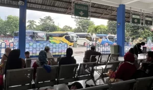 Kampung Rambutan Terminal Urges Passengers Not to Accept Food to Prevent Drugging