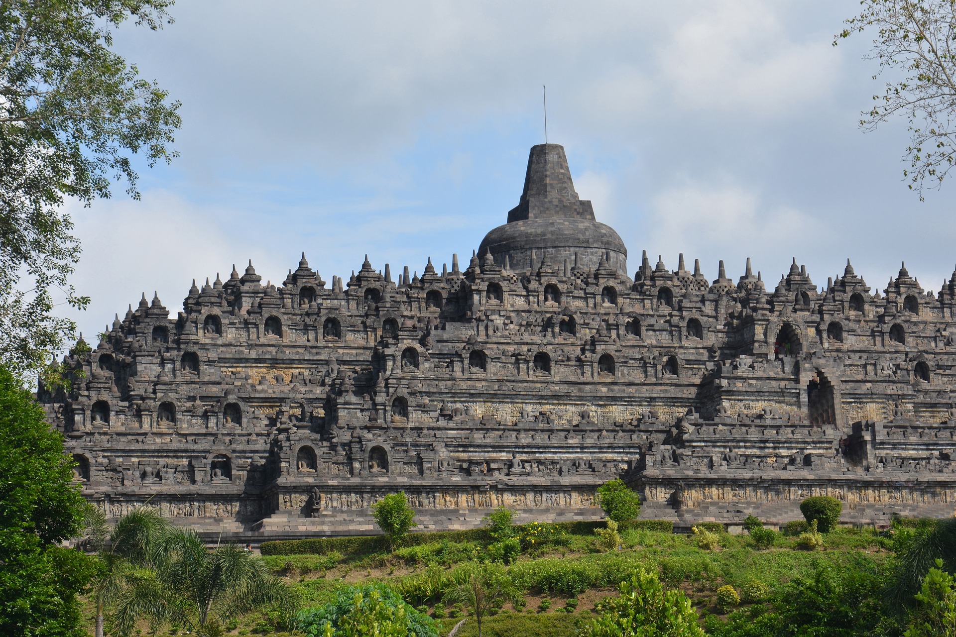 Liburan Ke Kota Magelang Cobain Wisata Candi Borobudur yang Luas Banget!