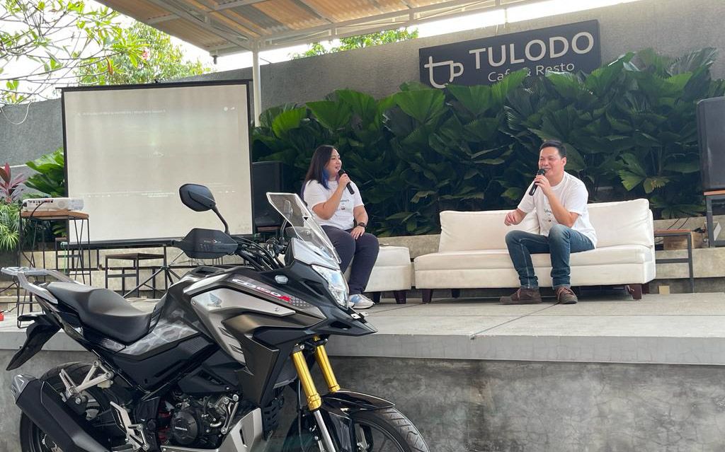 Sesi sharing bersama Mario Iroth bersama Komunitas Honda CB150X Depok Raya