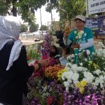 Penjual Bunga Mendadak Ramai Membeli Saat Menjelang Idul Fitri