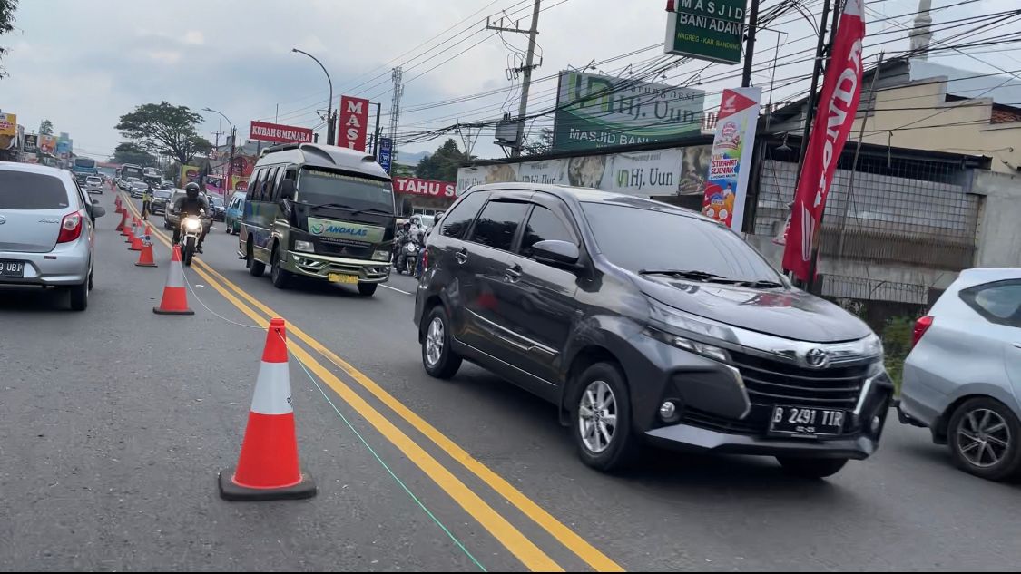 Arus Balik Mudik Kawasan Nagreg Masih Terpantau Padat Menuju Tempat Wisata. Foto Agi Jabarekspres