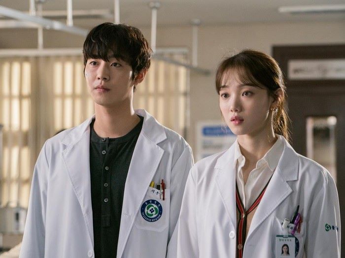 Bocoran Drakor Dr. Romantic Season 3, Sutradara: "Lebih Berwarna"