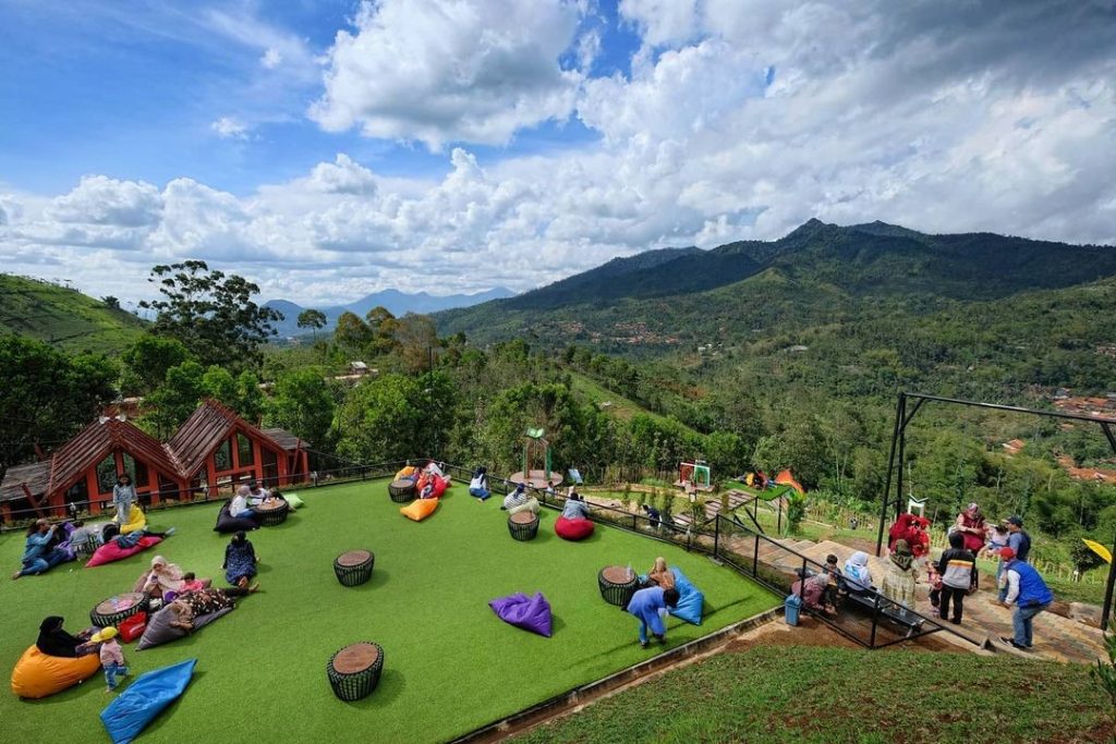 Wisata Alam di Cicalengka, Bandung