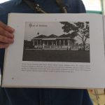 Masjid Agung Bandung Zaman Dulu di dalam buku Sudarsono Katam Album Bandoeng 1845-1910-an. (AKMAL FIRMANSYAH/JABAR EKSPRES)