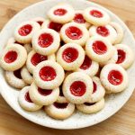 Tanpa Cetak! Resep Kue Lebaran Strawberry Thumbprint Cookies