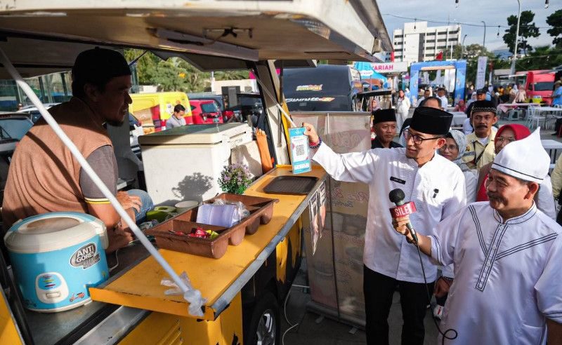 Kemenparekraf Supports Istiqlal Foodtruck Bazaar Event