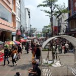 Plaza Parahyangan Masih Jadi Rujukan Belanja. Makin Padat Jelang Lebaran