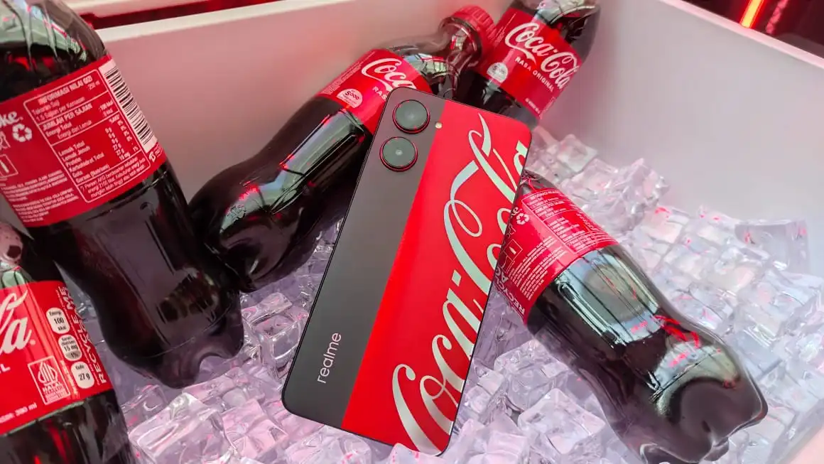 Realme 10 Pro 5G Coca Cola
