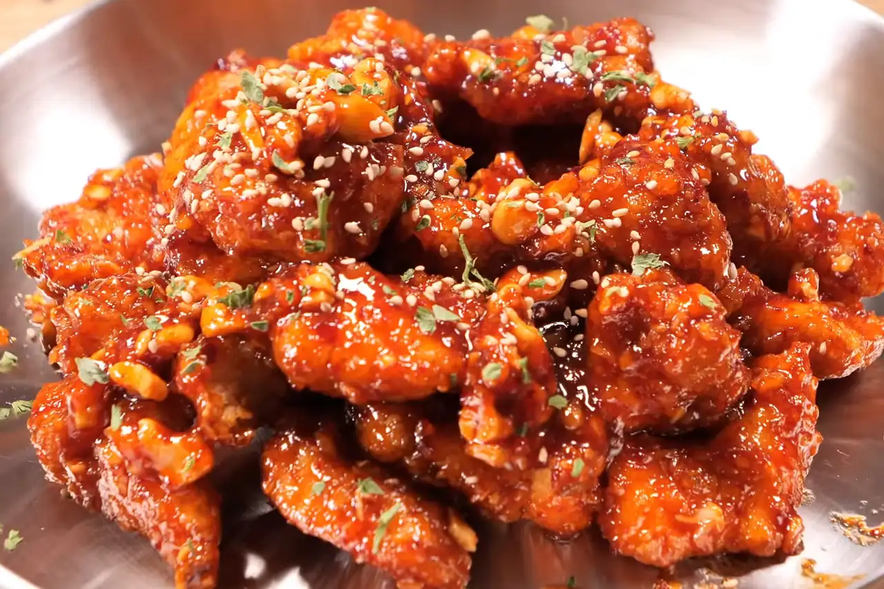 Resep Ayam Pedas Manis Korea Paling Enak dan Cara Membuatnya