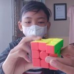 Rumus dan cara main rubik 3 x 3 yang cepat dan mudah dihafal.