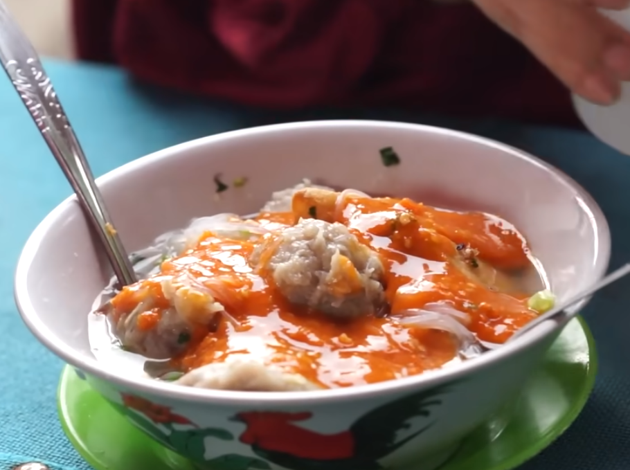 Bakso Bening Enak di Jakarta Selatan/ Tangkap Layar YouTube Shanty Denny