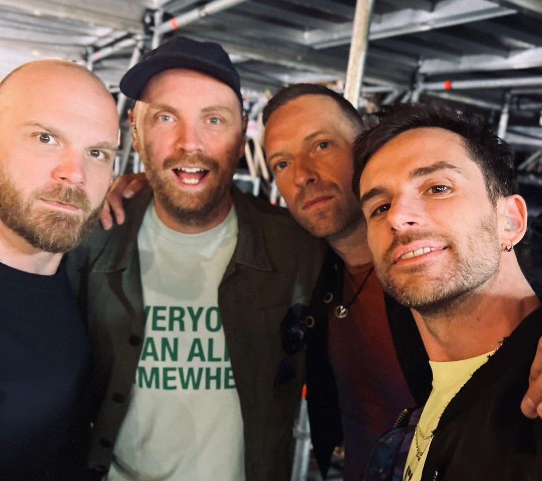 Coldplay sempat mengajak Presiden Indonesia Joko Widodo atau Jokowi melalui media sosial Twitter untuk mengikuti event Global Citizen Live. Instagram/@coldplay.