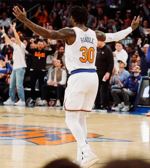 Julius Randle Dicemooh! Fans New York Knicks Usai Kekalahan