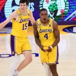 Lonnie Walker IV Menyelamatkan Lakers! di Musim Sulit!