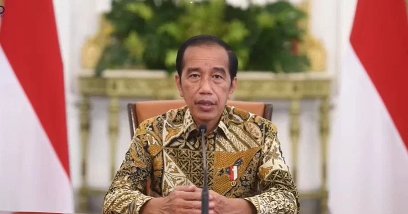 Presiden Jokowi baru-baru ini mengungkapkan bahwa pihaknya menerima banyak aduan masyarajat terkait jalan rusak di sekira 7.400 lokasi. Tangkap layar/ YouTube/Sekretariat Presiden.