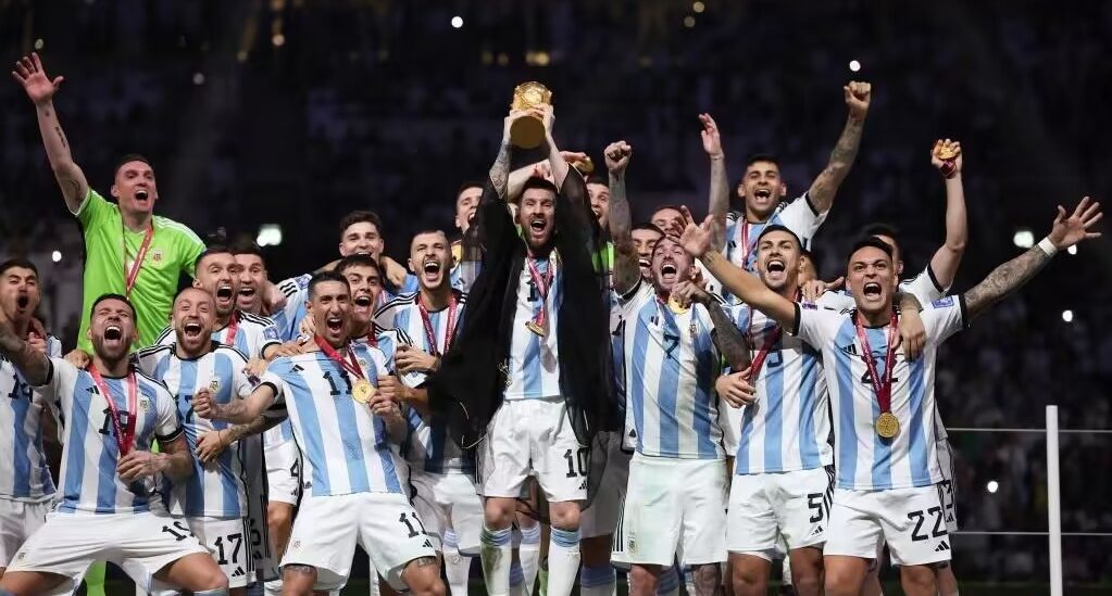 Timnas Argentina baru-baru ini merilis daftar pemain yang akan hadapi Indonesia di FIFA Match Day dan disebut-sebut bakal ada Lionel Messi. Xinhua News.