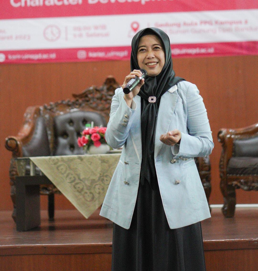 Yuyun, Dosen UIN Bandung mengungkapkan sistem pendidikan Indonesia pada Hardiknas 2023