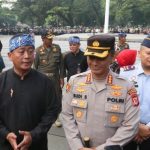 Kapolrestabes Bandung, Kombes Budi Sartono (kanan) usai luncurkan program Polisi RW di Balai Kota Bandung pada Kamis, 11 Mei 2023 / Foto Jabar Ekspres