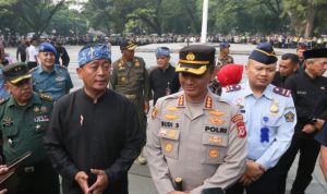 Kapolrestabes Bandung, Kombes Budi Sartono (kanan) usai luncurkan program Polisi RW di Balai Kota Bandung pada Kamis, 11 Mei 2023 / Foto Jabar Ekspres