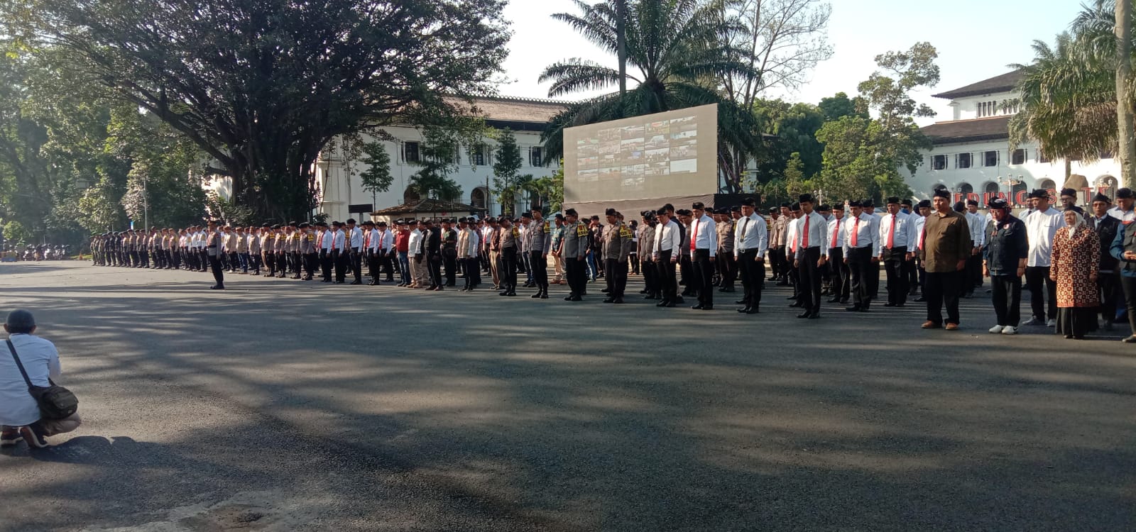 Dok. Apel Peluncuran Polisi RW tingkat Jabar. Senin (15/5). Foto. Sandi Nugraha.