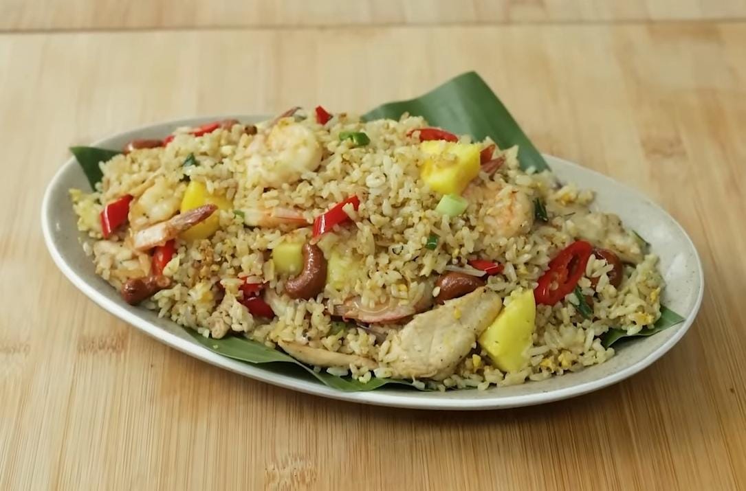 Makan Besar Keluarga! Resep Nasi Goreng Nanas Khas Thailand