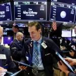 Wall Street Closes Amid Tech Stock Rally