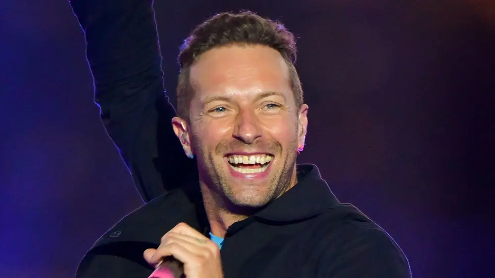 Gak Kebagian Tiket Coldplay? Tenang! Ini Kata Chris Martin