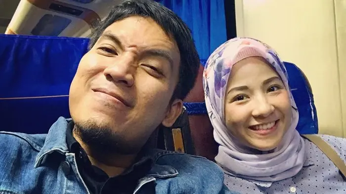 Desta Gugat Cerai Istrinya, Netizen: "Padahal Caca Sholehah Banget..."