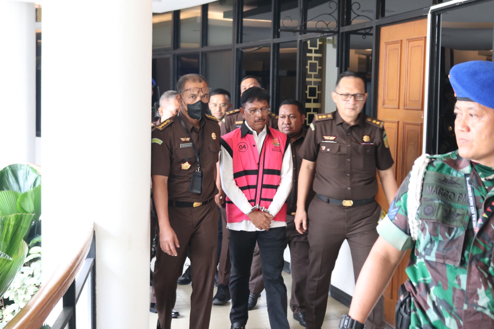 Mahfud MD Berjanji Bakal Kawal Terus Kasus Tindak Pidana Korupsi Johnny G Plate