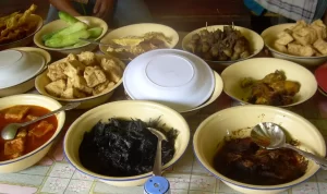 Mengenal Sejarah Nasi Jamblang, Kuliner Khas Cirebon yang Menyimpan Sejarah Kelam