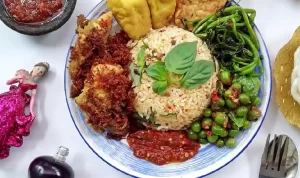 5 Rekomendasi Nasi Tutug Oncom Lezat di Bandung, Kuliner Daerah Menggugah Lidah!