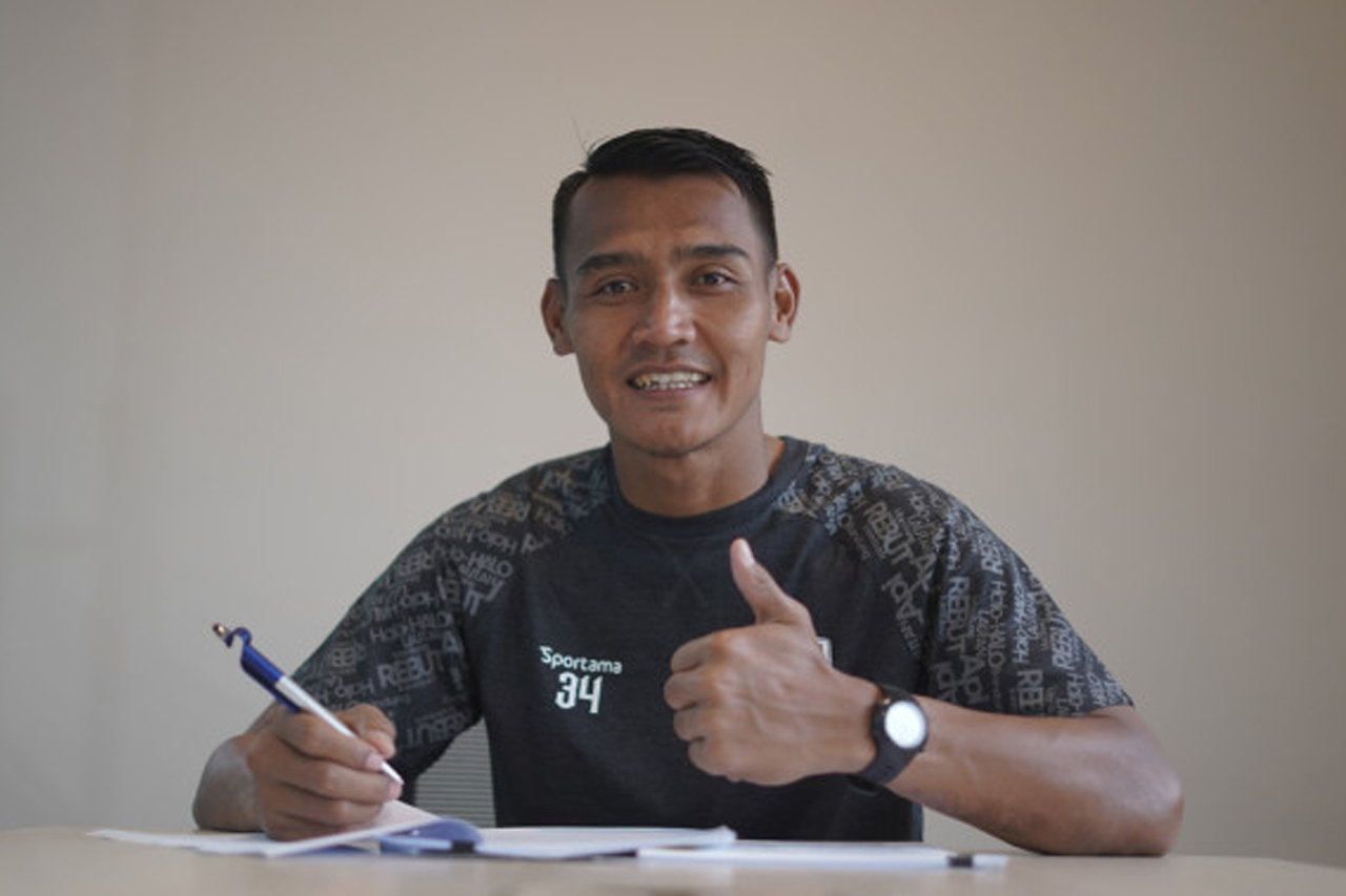 Persib Bandung Resmi Perpanjang Kontrak Reky Rahayu!