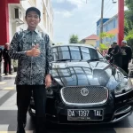 Lihat Spesifikasi Mobil Jaguar Ustadz Abdul Somad yang Diberikan Oleh Pengusaha Ini!