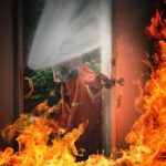 Mahasiswa UNM Makasar Tewas Terbakar Gara-gara Kesetrum saat Main HP