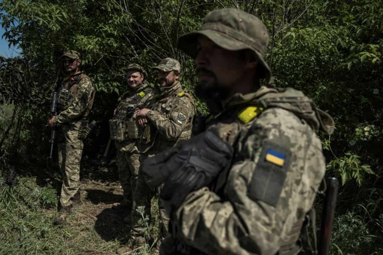 Tentara Ukraina Tembus Garis Pertahanan Pertama Rusia!