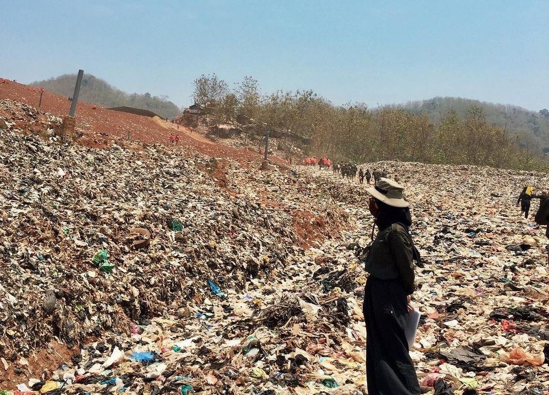 DLH Jawa Barat saat ini tengah berusaha keras untuk melakukan pembenahan air lindi yang dihasilkan oleh sampah yang ada di TPAS Sarimukti.