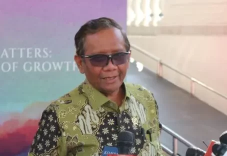 Dugaan pungli di rutan KPK disoroti oleh Menteri Koordinator Bidang Politik, Hukum dan Keamanan (Menko Polhukam) Mahfud MD. ANTARA/Rangga Pandu Asmara Jingga.